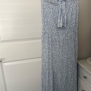 NWT!!! Strapless Floral Maxi Dress in Blue and White- size Large